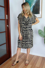 Load image into Gallery viewer, Cruiser Dress Leopard
